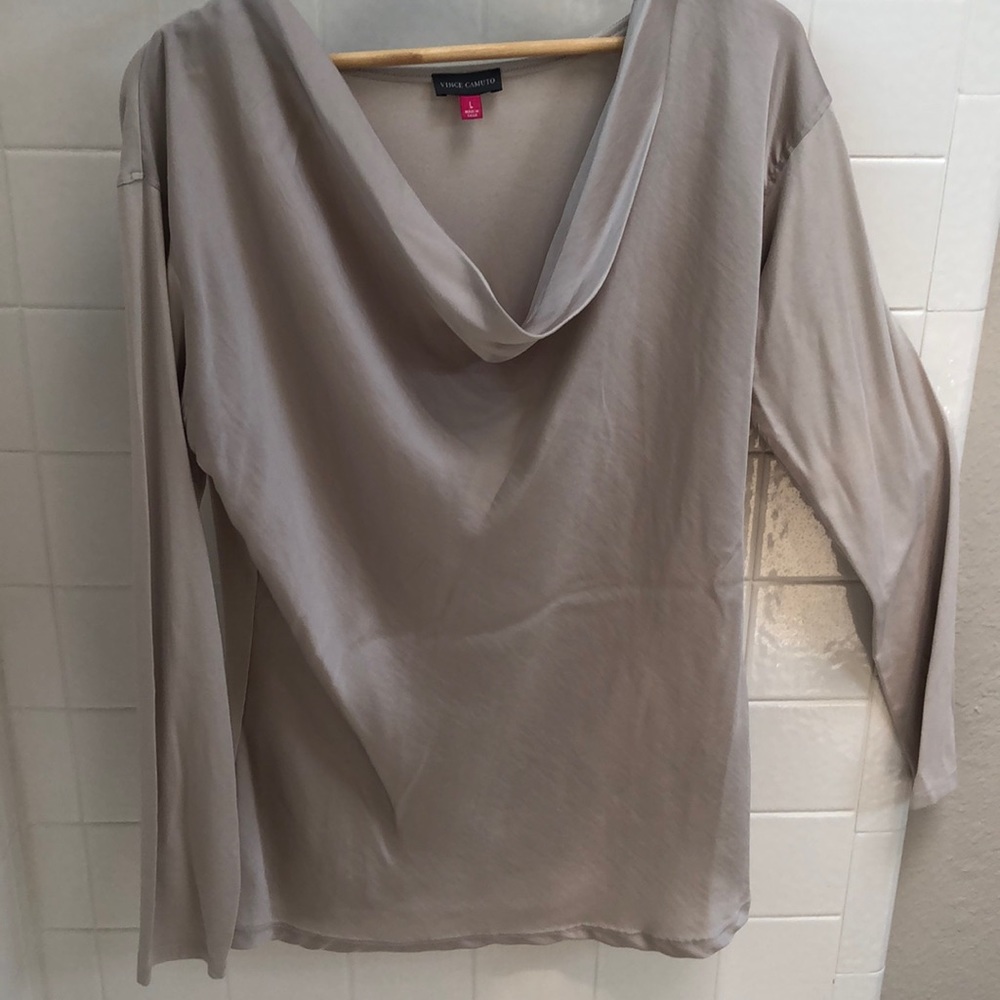 Vince Camuto light tan top